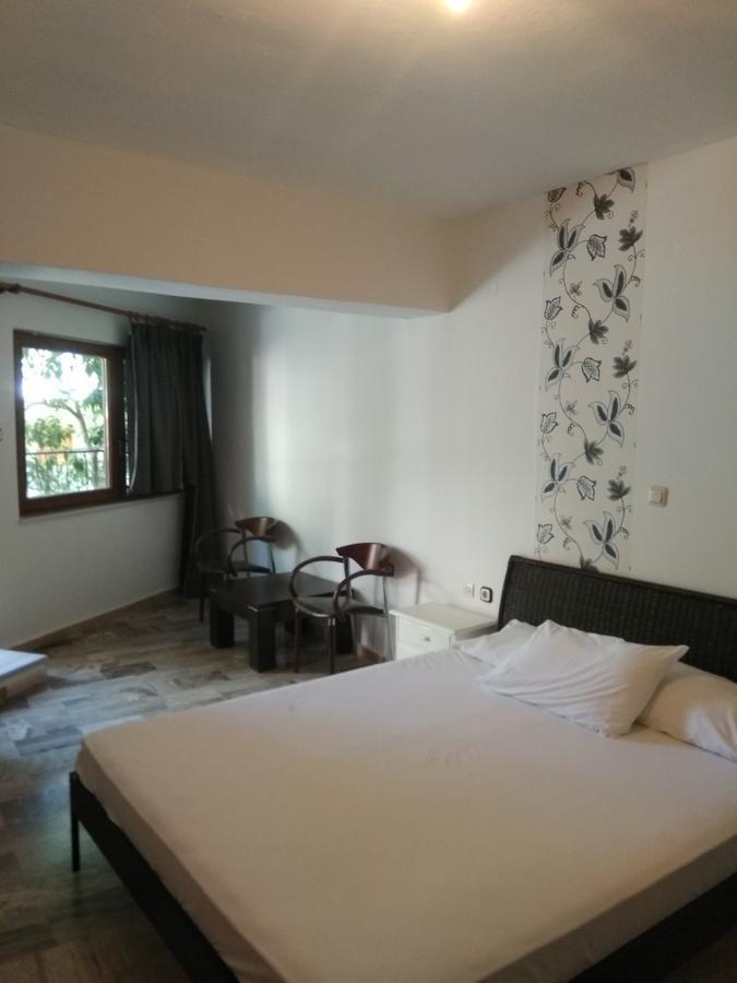 Polydor Apartment Tolo Bagian luar foto